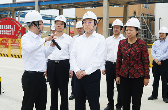 唐登杰，现任第二十届中央委员，山西省委书记、省人大常委会主任、省军区党委第一书记、省委金融委员会主任