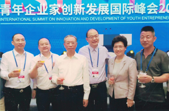 刘家义，现任第十四届全国政协常委、提案委员会主任